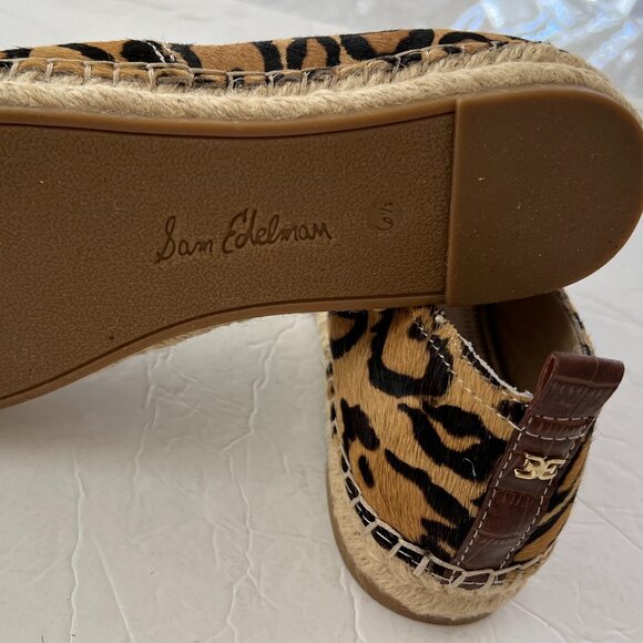 NEW Women Sam Edelman Leopard print Slip On Sneakers - Picture 4 of 11